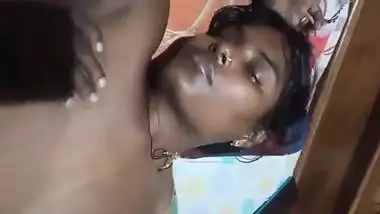 Sexvseo - Village Desi Xxx Wife Gets Her Boobs Pressed By Hubby While Sleeping Mms  indian sex video