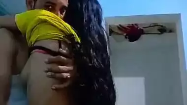 Couple Stopping Lifting Sex Due To Kids Cry indian sex video