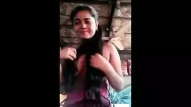 Telugu Xxxrape - Topless Telugu Girl Exposing Her Hot Tits indian sex video