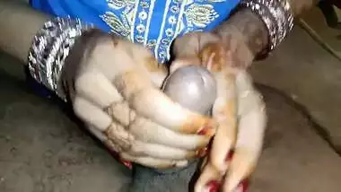 Mehndi Girls Xxx - My Wife Full Mehndi Blowjob Village Beautiful Sex indian sex video