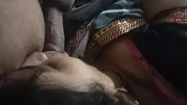 How They See Pakistan Nikah Ki Sex Video - Indian Wife Giving Quick Blowjob On Cam indian sex video