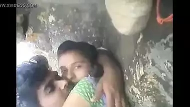 Xxx Seks Balatkari Vidos - Lover Ko Khet Me Choda Aur Masti Kiya indian sex video