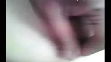 Mallu Wife Playing Tits