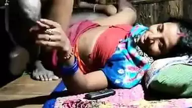 Aunty Outdoor Nighty Sex Video Download - Desi Village Couple Fucking Mid Night indian sex video