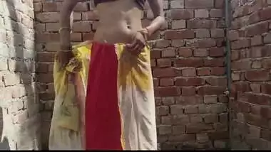 Gavthisex Vilage - Bhabi Bath Time indian sex video