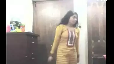 380px x 214px - Sexy Kolkata Girlfriend Fingering Pussy And Fondling Big Boobs indian sex  video