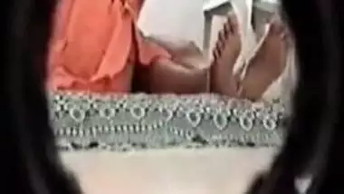 Okkum Padam - Swamiji Ki Rangraliya Hot Scandal Video indian sex video