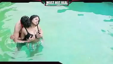 380px x 214px - Romantic Sexual Kissing Foreplay Of Jija Saali In Swimming Pool indian sex  video
