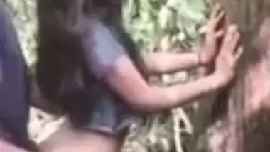 380px x 214px - Voyeur Xxx Spy Mms Video Of Village Lovers Caught Fucking Outdoor indian  sex video