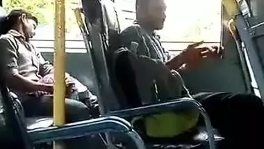 Kolkata Sex Buss - Dick Fls On Bus indian sex video