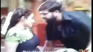 Muslim bhabhi with hubby’s friend