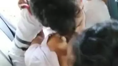 Jbrdsti Car Me Sex - Desi Girl Group Fucking Outdoor In Car indian sex video