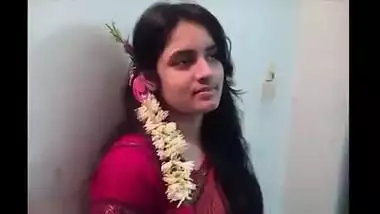 Hot Kerala Girl Having Her Suhagrat In A Hotel Room indian sex video
