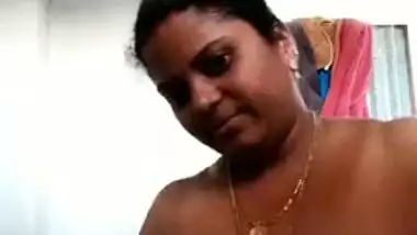 Desi Bbw Commends Man With Inept Xxx Striptease Baring To Die For Tits  indian sex video