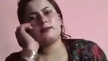 Sex Videos Pakitani Bhbi - Pakistani Bhabhi Sex On Call Showing Big Boobs indian sex video