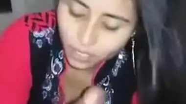 Exclusive Sexy Look Desi Girl Give Nice Blowjob To Lover indian sex video