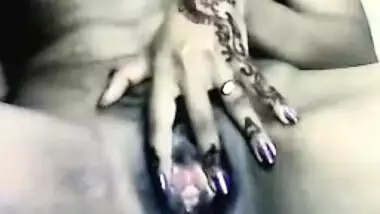 Hyderabadi broad Priyanka hide her face on skype chat 