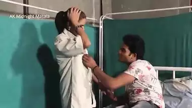 Jabardasti Bf College Girl Doctor - Lady Doctor Ki Patient Ek Saath Hindi Masala Blue Film indian sex video