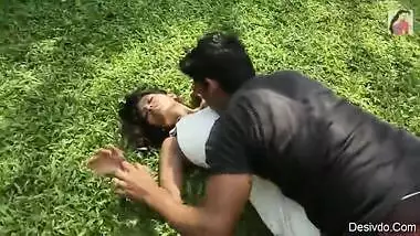 380px x 214px - Jungle Mein Mangal Garden Mein Pakde Gaye Do Premi Jodey indian sex video