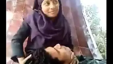 380px x 214px - Desi Outdoor Mms Muslim Teen With Lover indian sex video