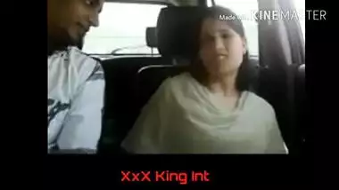 Indian Shy Girls In The Car And See What Happenss indian sex video