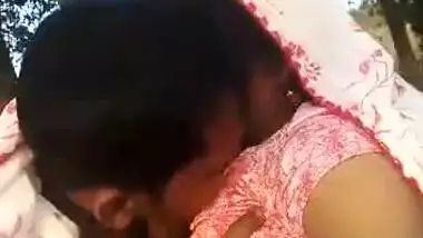 Gavakadchi Sexy Video - Soft Desi Big Boobs Press Outdoor Sex Mms indian sex video