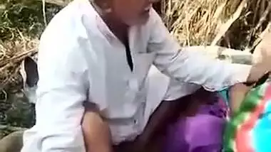 Assmesxxxvieo - Tau Fucking Randi In Jungle indian sex video