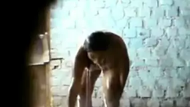 Xvidiodawnlod - Stupid Boy Record Elder Sister Bathing indian sex video