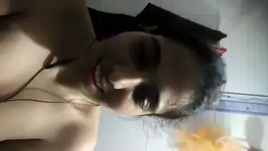 Lovely girlfriend hairy pussy Indian fingering