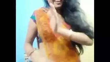 Tamiya Krishnan Sex Video - Cute Housewife Bhabi Ruhi Malakkar Sexy Navel Show indian sex video