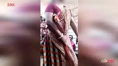 Village Aunty Sex Desi Sexy Milf Public Strip Dance Xxx Video indian sex  video
