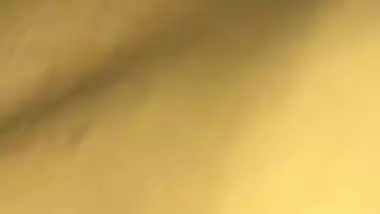 Bengaluru horny girl gives a desi blowjob to drink cum