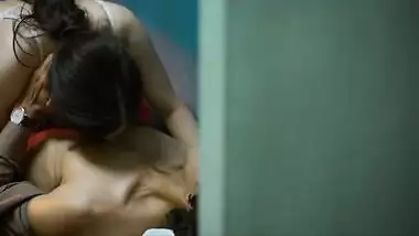 Indian Actress Ruby Bajaj Fantasy Sex In Train indian sex video