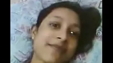 Horny Teen Girlfriend Records Self On Mobile For Lover indian sex video