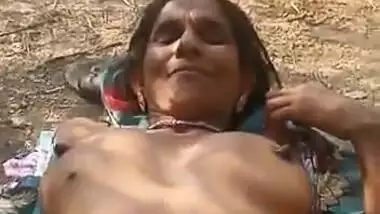 Dehati Adivasi Chudai Video With Randi In Jungle indian sex video