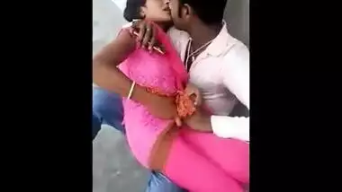 380px x 214px - Desi Lover Kissing And Rubbing Passionately Neighbour Girl indian sex video