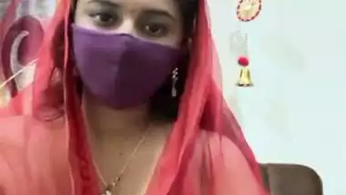 Mallu cam girl showing big boobs and nude body