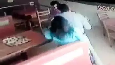 Kfc Sexvideo - Desi Couple Caught Having Sex In Kfc indian sex video