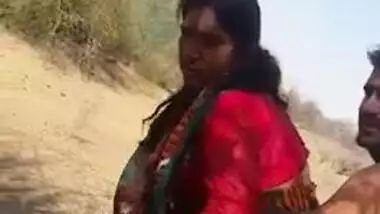 Indian Bhabhi Fucked Outdoor indian sex video